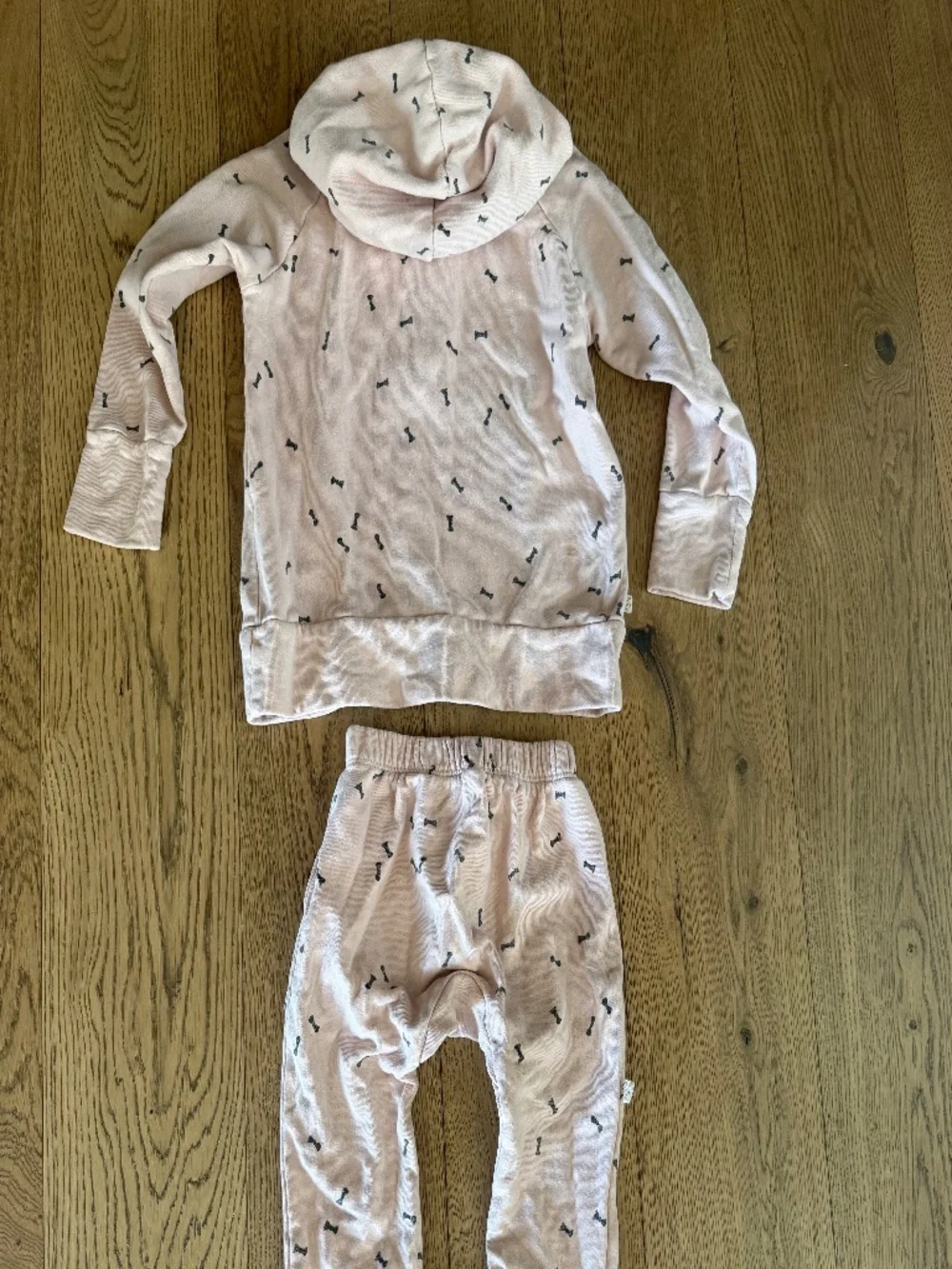 Childhoods Clothing Jogger Set Lot Toddler lot Bundle  Sweatshirt Pants